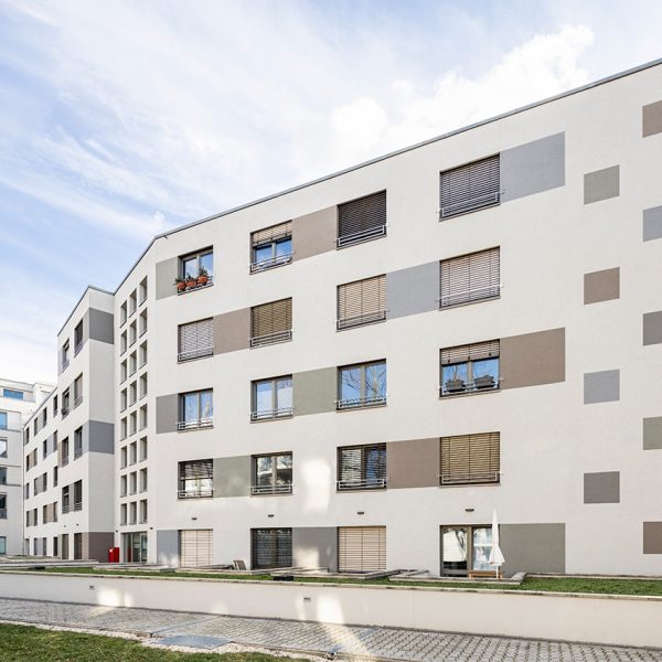raw-corpus-sireo-muenchnerstrasse-14-dresden-mehrfamilienhaus-architekturfotografie-canon-eos-r-302-HDR-Pano